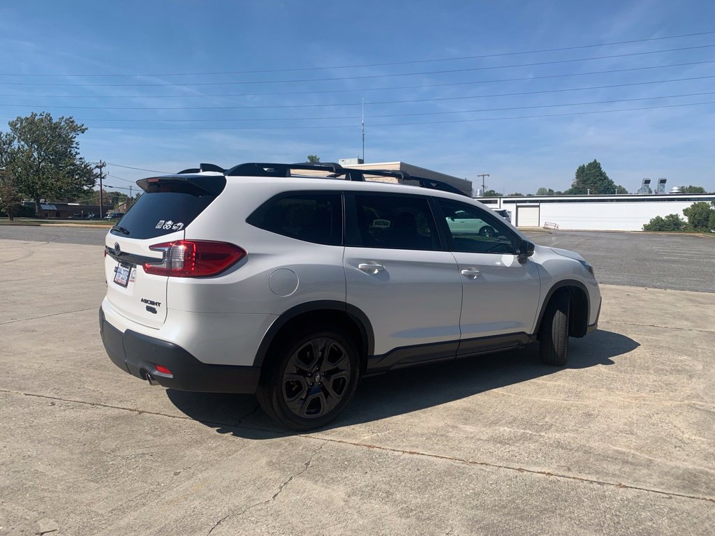 Used 2024 Subaru Ascent Onyx Edition Limited AWD/4WD image 11