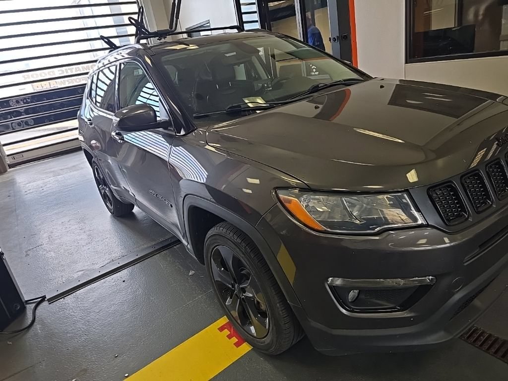 Used 2020 Jeep Compass Latitude AWD/4WD image 1