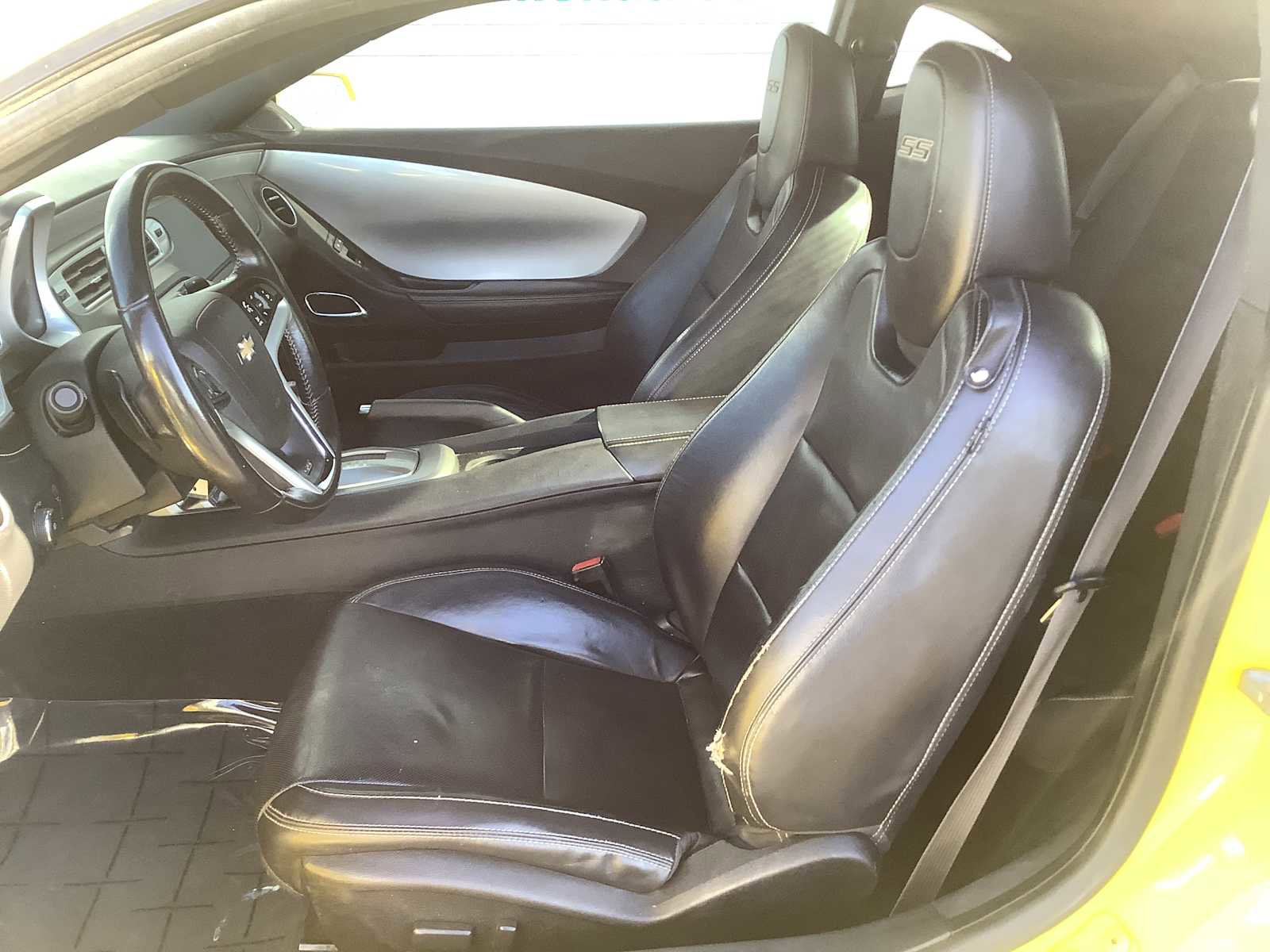 Used 2015 Chevrolet Camaro SS image 11