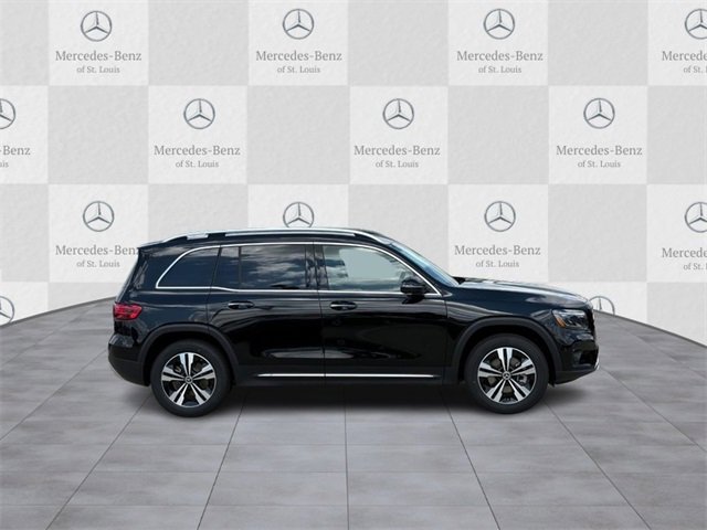 Certified 2025 Mercedes-Benz GLB 250 4MATIC image 2
