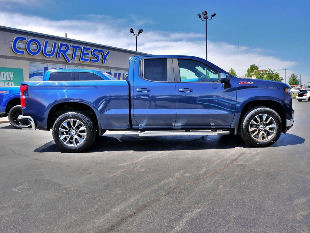 Used 2019 Chevrolet Silverado 1500 LT w/ All-Star Edition AWD/4WD image 8