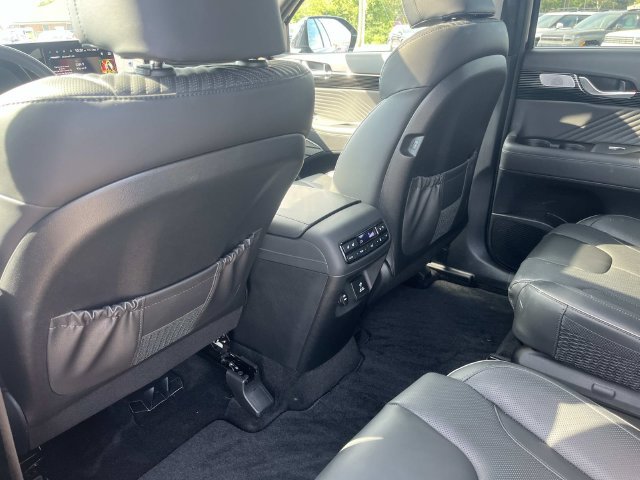 Certified 2025 Hyundai Palisade Calligraphy AWD/4WD image 20