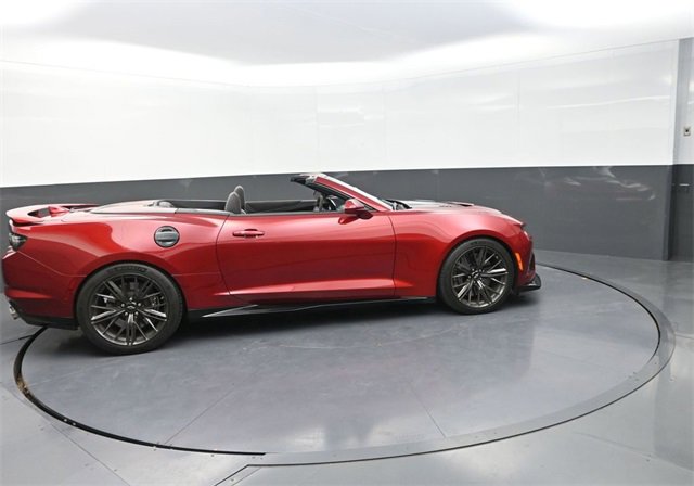 Used 2022 Chevrolet Camaro ZL1 image 8