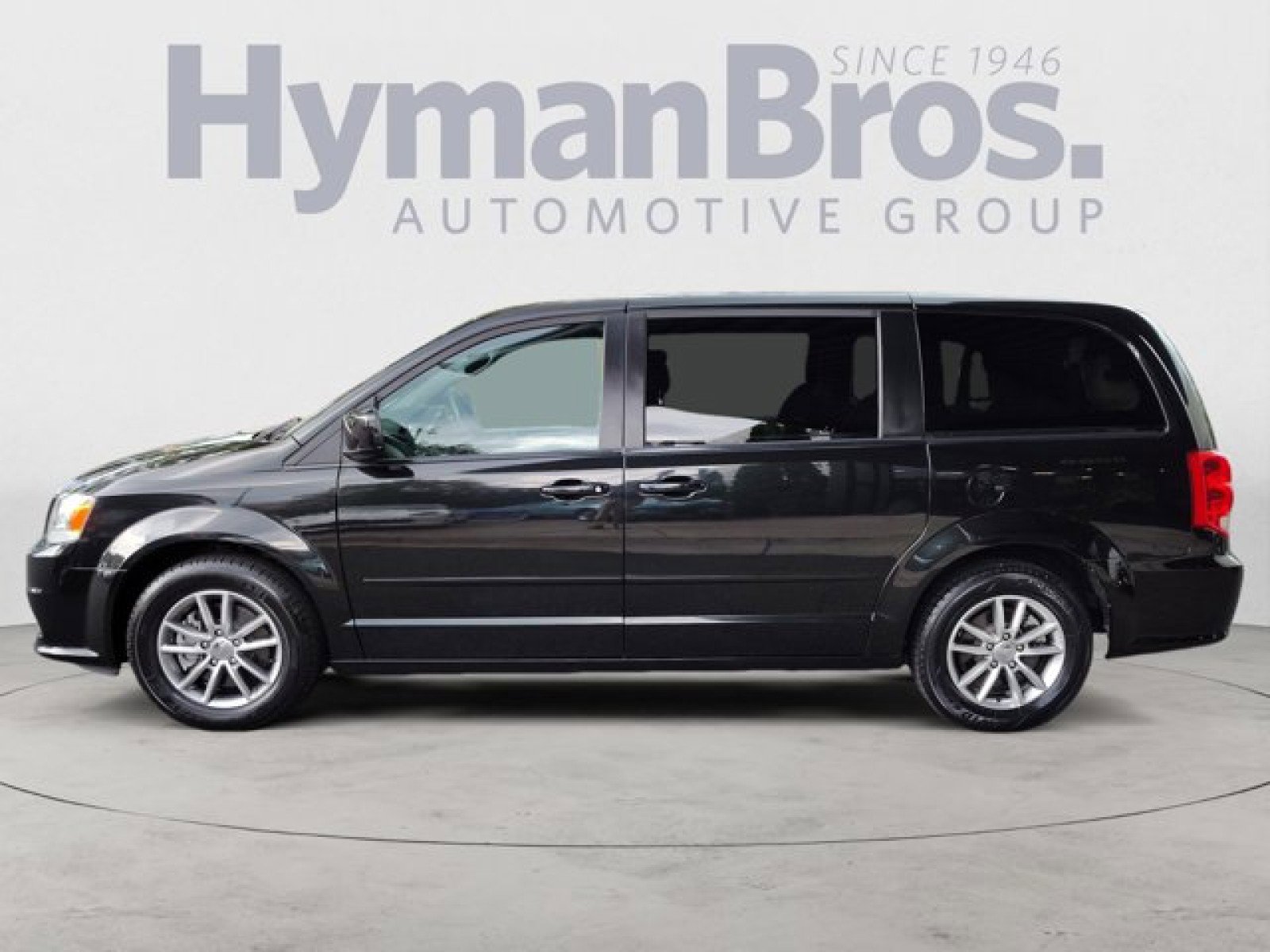 Used 2016 Dodge Grand Caravan SE FWD image 6