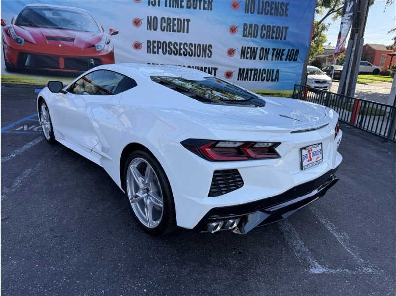 Used 2023 Chevrolet Corvette Stingray Coupe w/ 1LT image 4