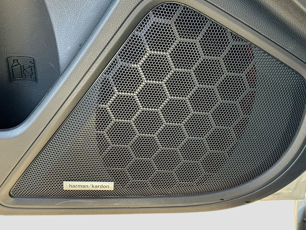 Certified 2025 Subaru Outback Limited w/ Popular Package #2 image 25