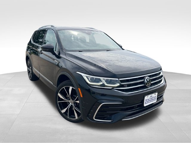 Used 2024 Volkswagen Tiguan SEL R-Line AWD/4WD image 15