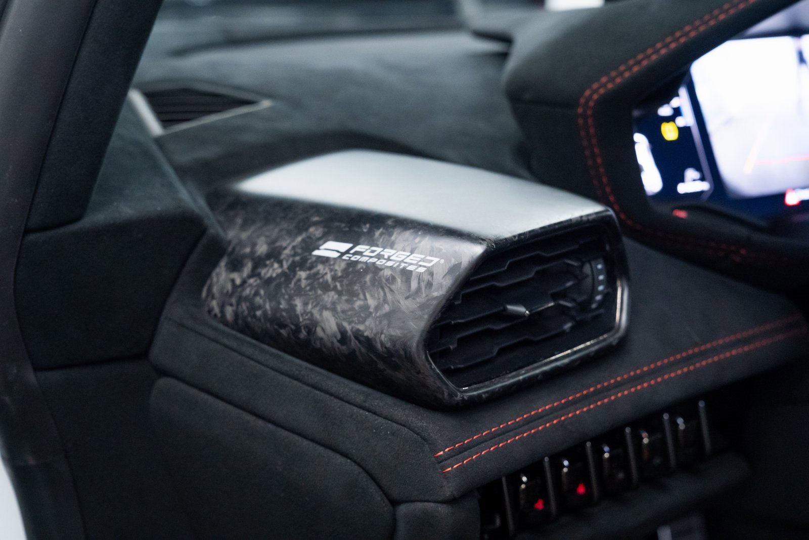 Used 2018 Lamborghini Huracan Performante image 17