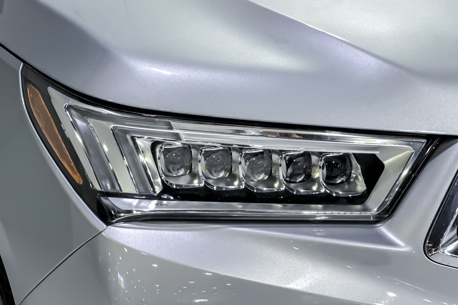 Used 2020 Acura MDX SH-AWD image 12