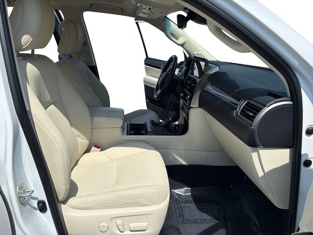 Used 2023 Lexus GX 460 Premium w/ Premium Package AWD/4WD image 11