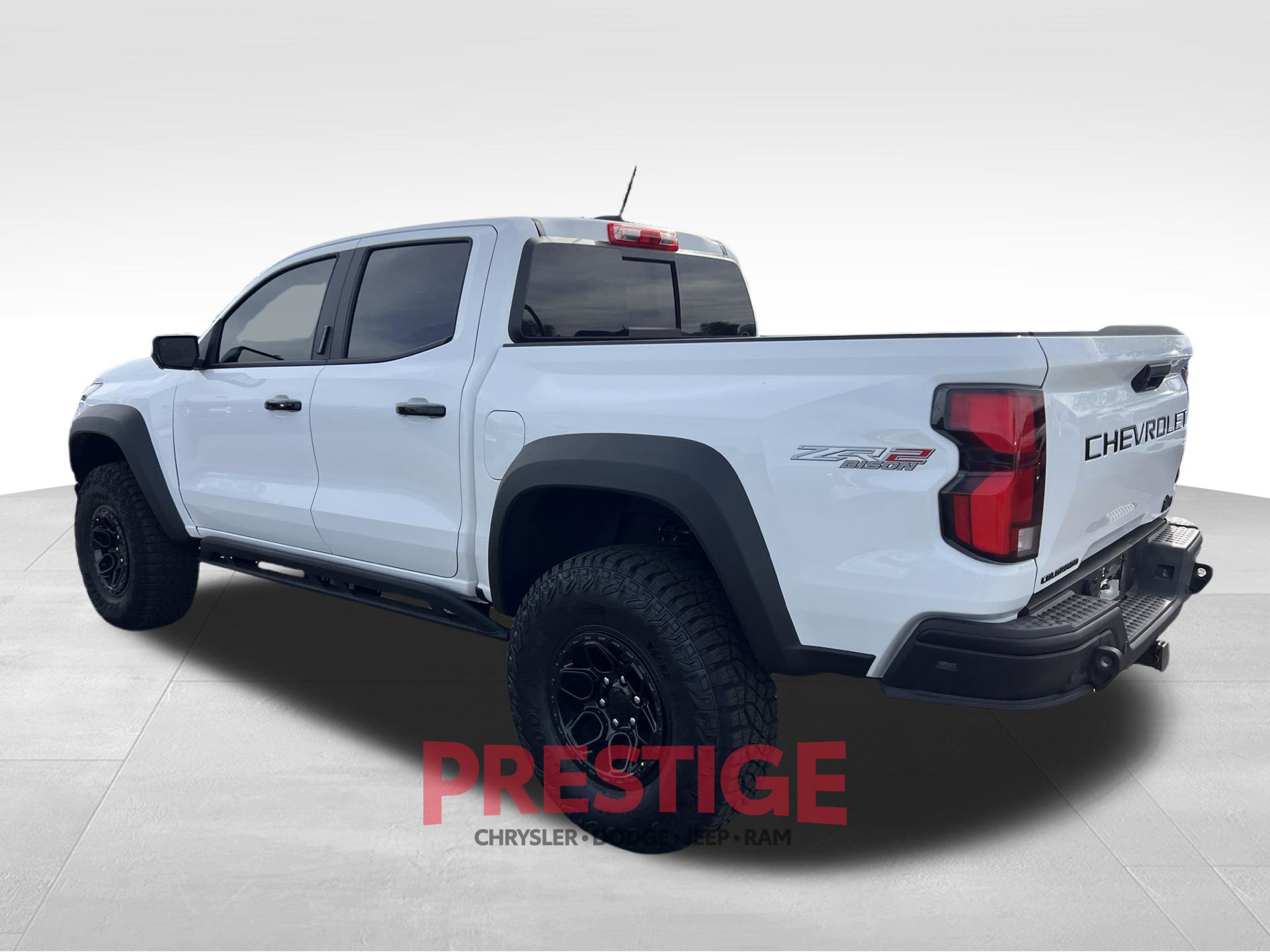 Used 2025 Chevrolet Colorado ZR2 w/ ZR2 Bison Edition AWD/4WD image 12