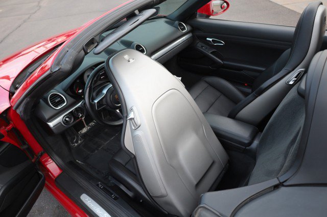 Used 2017 Porsche 718 Boxster S RWD image 28
