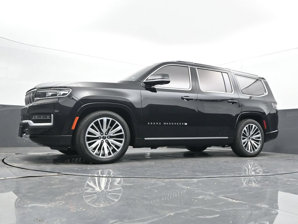 Used 2022 Jeep Grand Wagoneer Series III AWD/4WD image 28