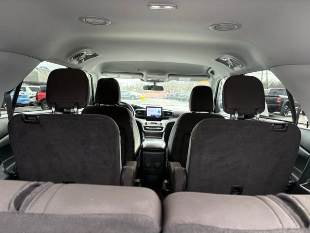 Used 2023 Ford Explorer XLT image 33