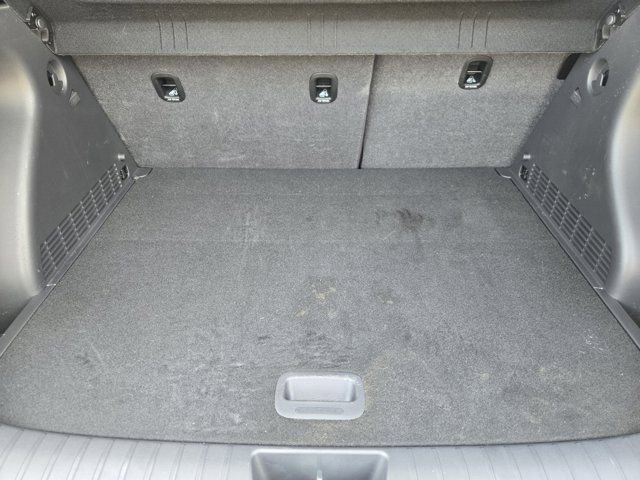 Certified 2025 Hyundai Kona SEL FWD image 32