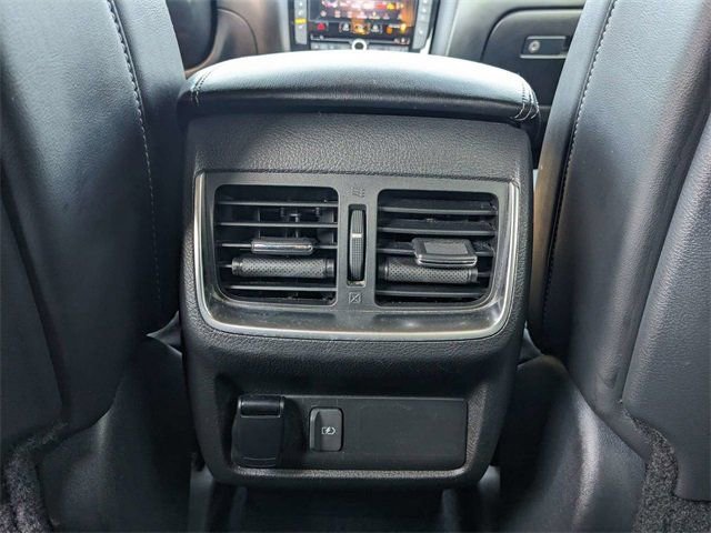 Used 2021 INFINITI QX50 Luxe w/ Appearance Package AWD/4WD image 16