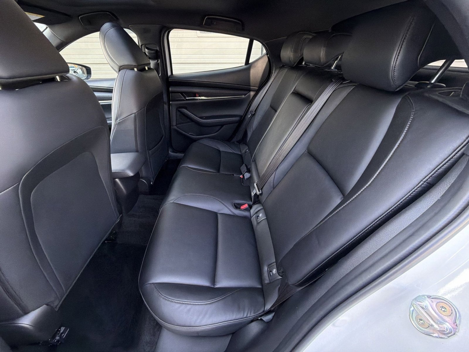 Used 2022 MAZDA MAZDA3 s image 23