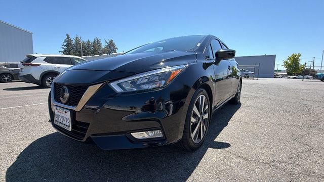 Used 2020 Nissan Versa SR FWD image 9