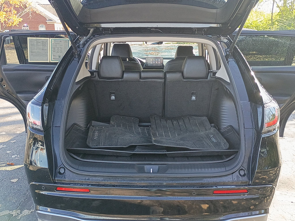 Used 2023 Honda HR-V EX-L image 14