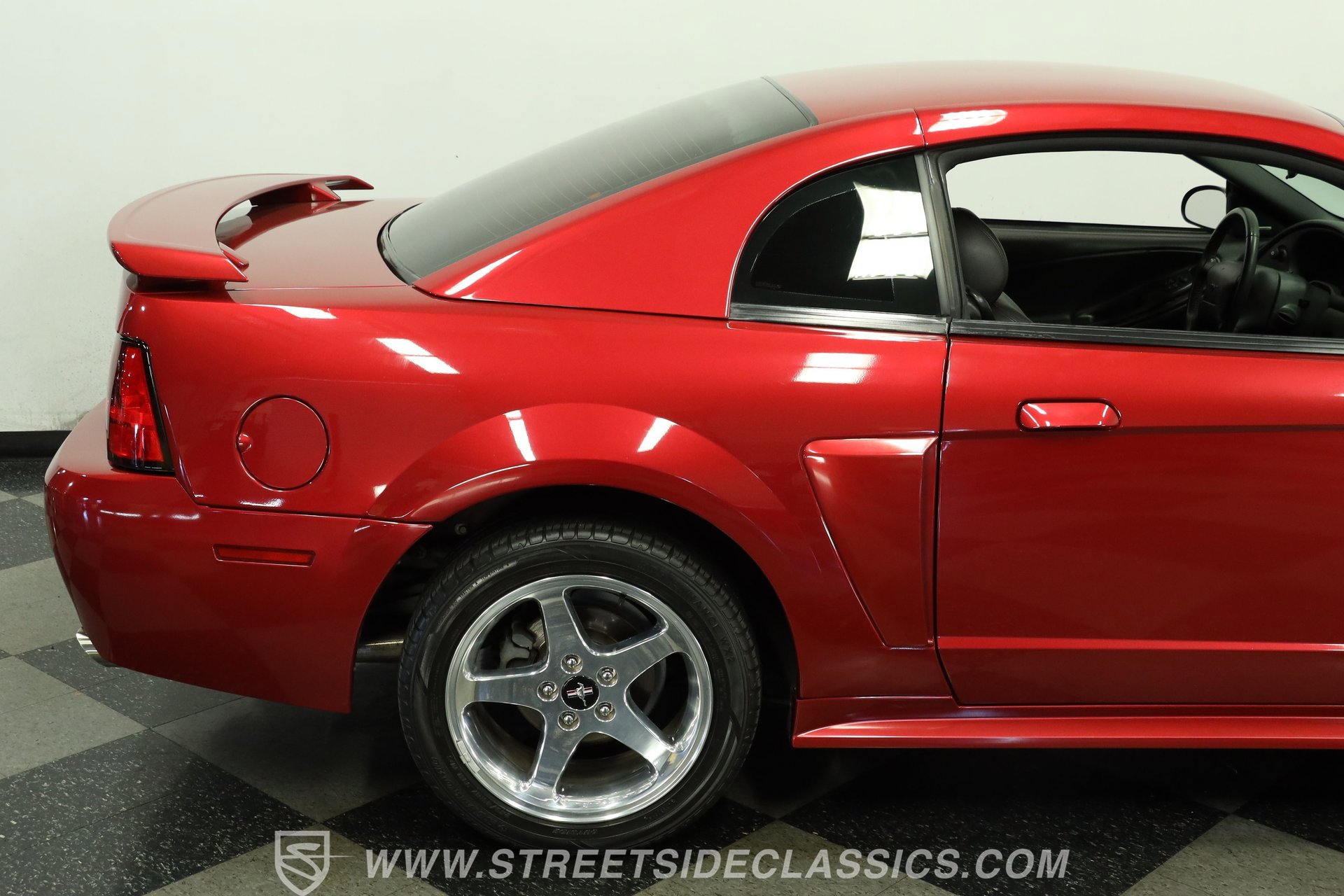 Used 2004 Ford Mustang GT RWD image 28