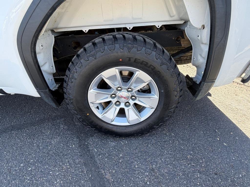 Used 2023 GMC Sierra 1500 SLE AWD/4WD image 30