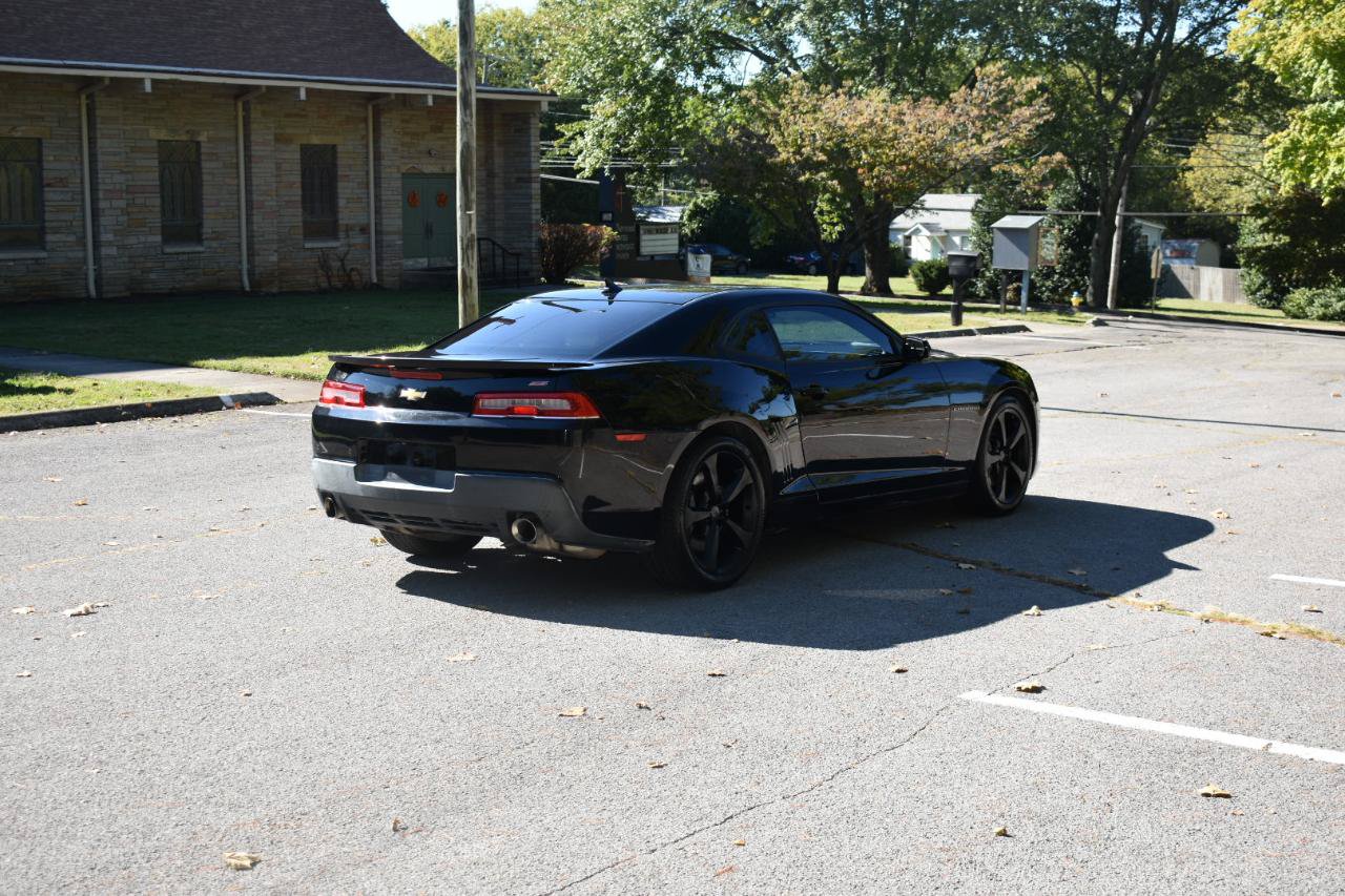 Used 2015 Chevrolet Camaro SS w/ RS Package RWD image 7