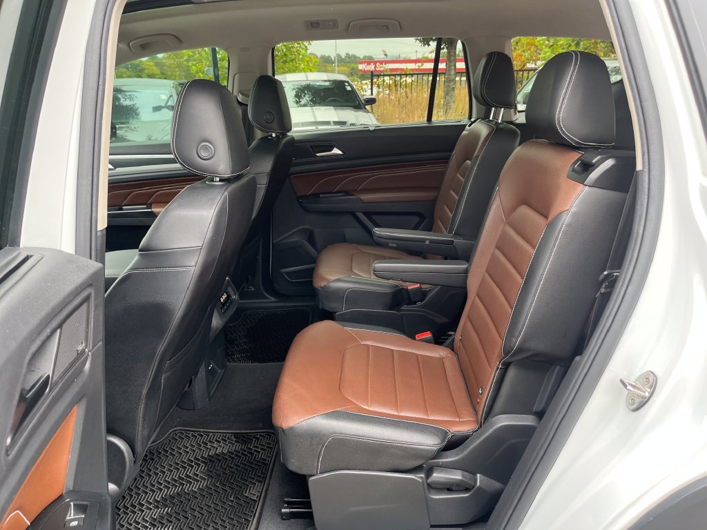 Used 2021 Volkswagen Atlas SEL Premium AWD/4WD image 31