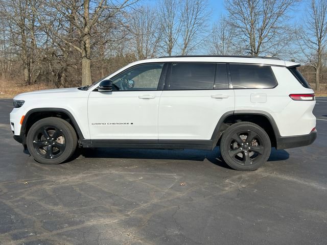 Used 2023 Jeep Grand Cherokee L Laredo image 15