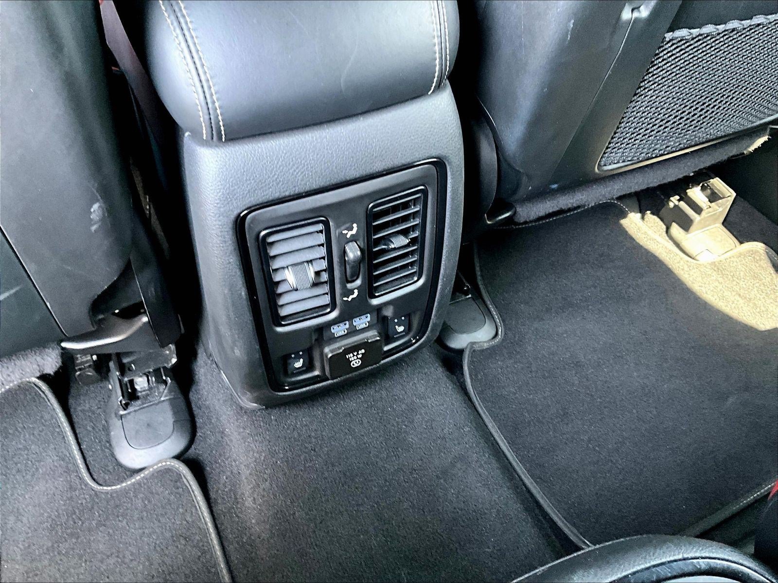 Used 2023 Dodge Durango SRT AWD/4WD image 10