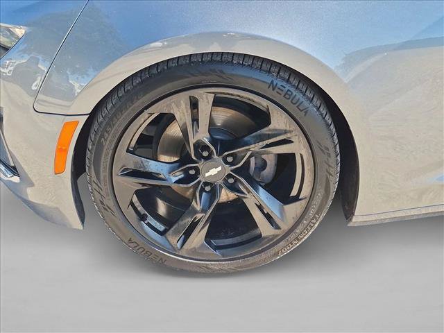Used 2019 Chevrolet Camaro LT w/ RS Package RWD image 22