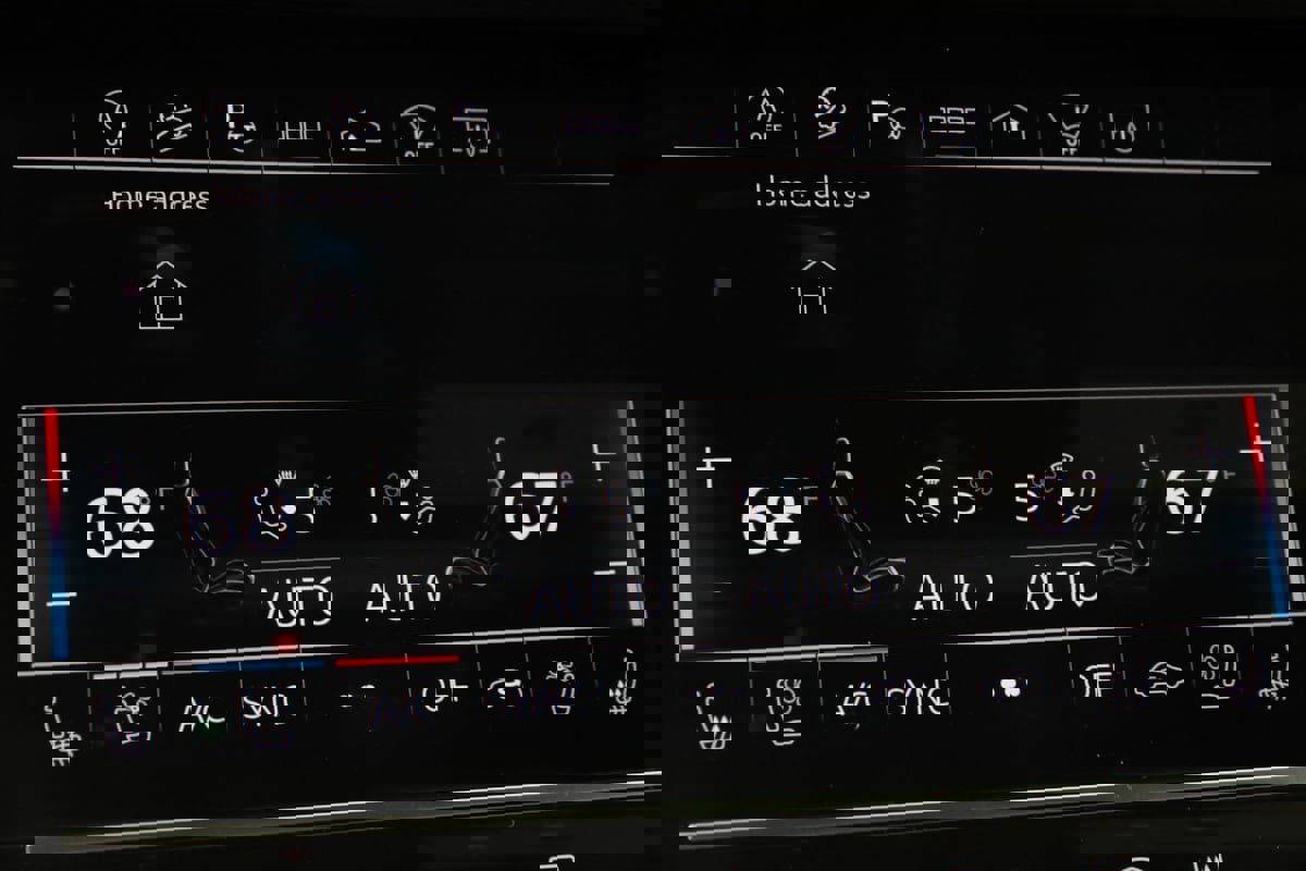 Used 2024 Audi SQ8 Premium Plus image 39