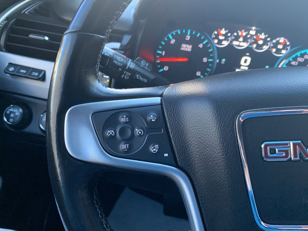 Used 2019 GMC Yukon XL SLT w/ Graphite Performance Edition image 16
