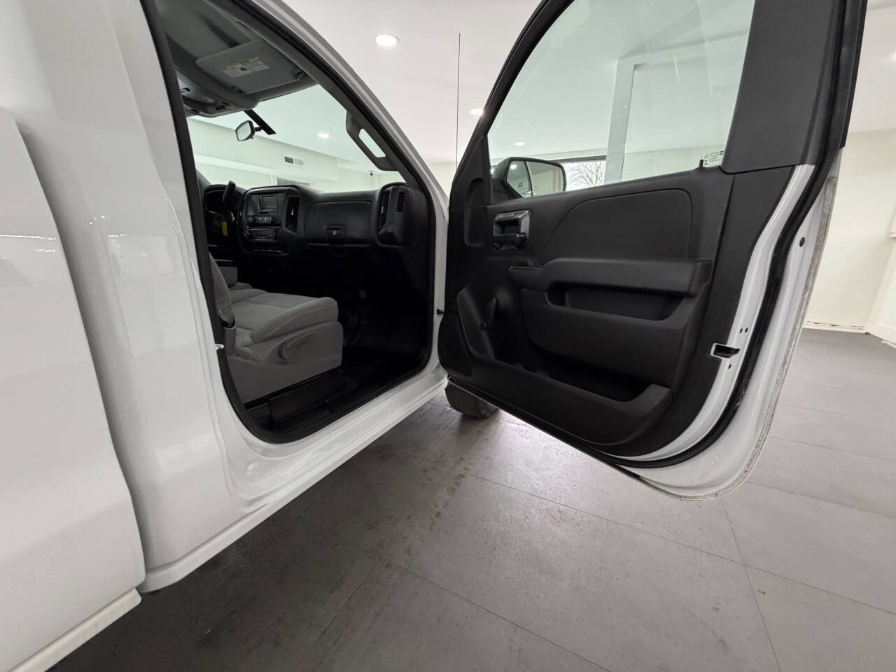 Used 2015 Chevrolet Silverado 1500 W/T w/ Trailering Package RWD image 13