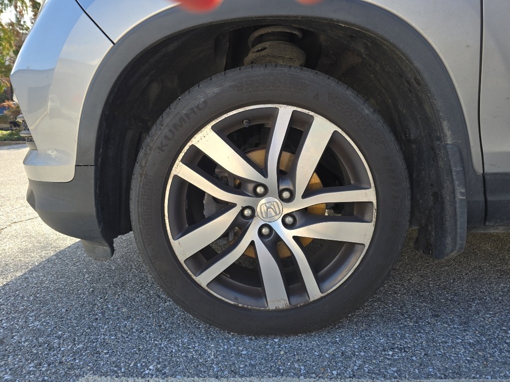 Used 2018 Honda Pilot Elite image 6