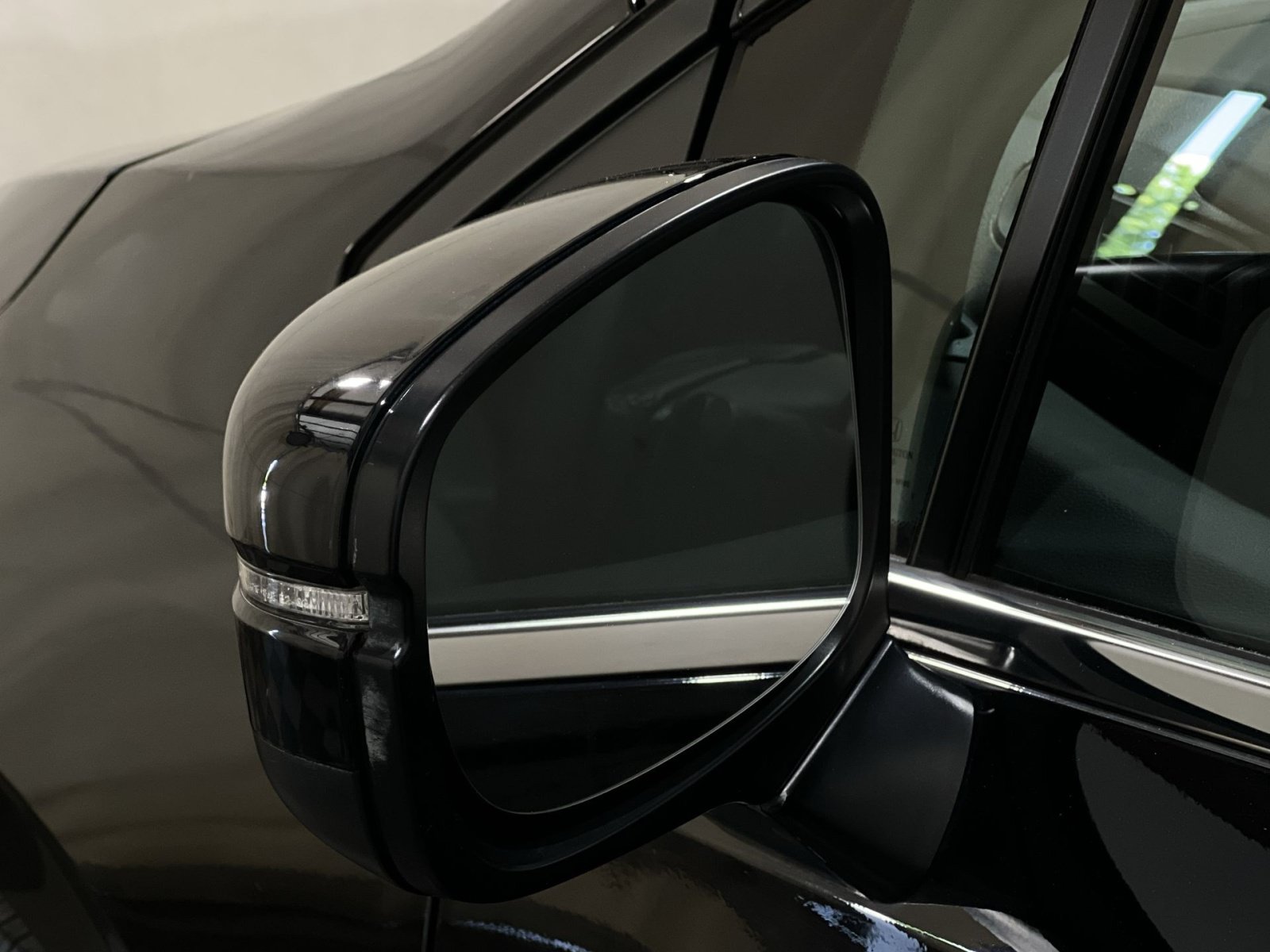 Used 2024 Honda Odyssey Touring image 12