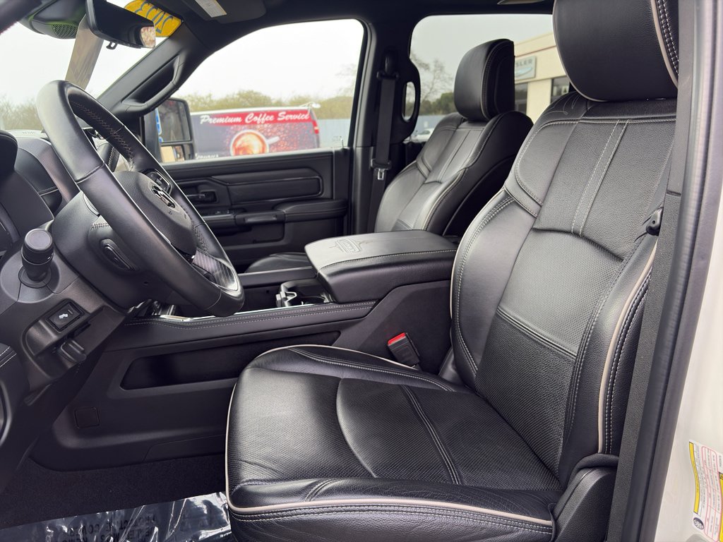 Used 2023 RAM 2500 Limited AWD/4WD image 9