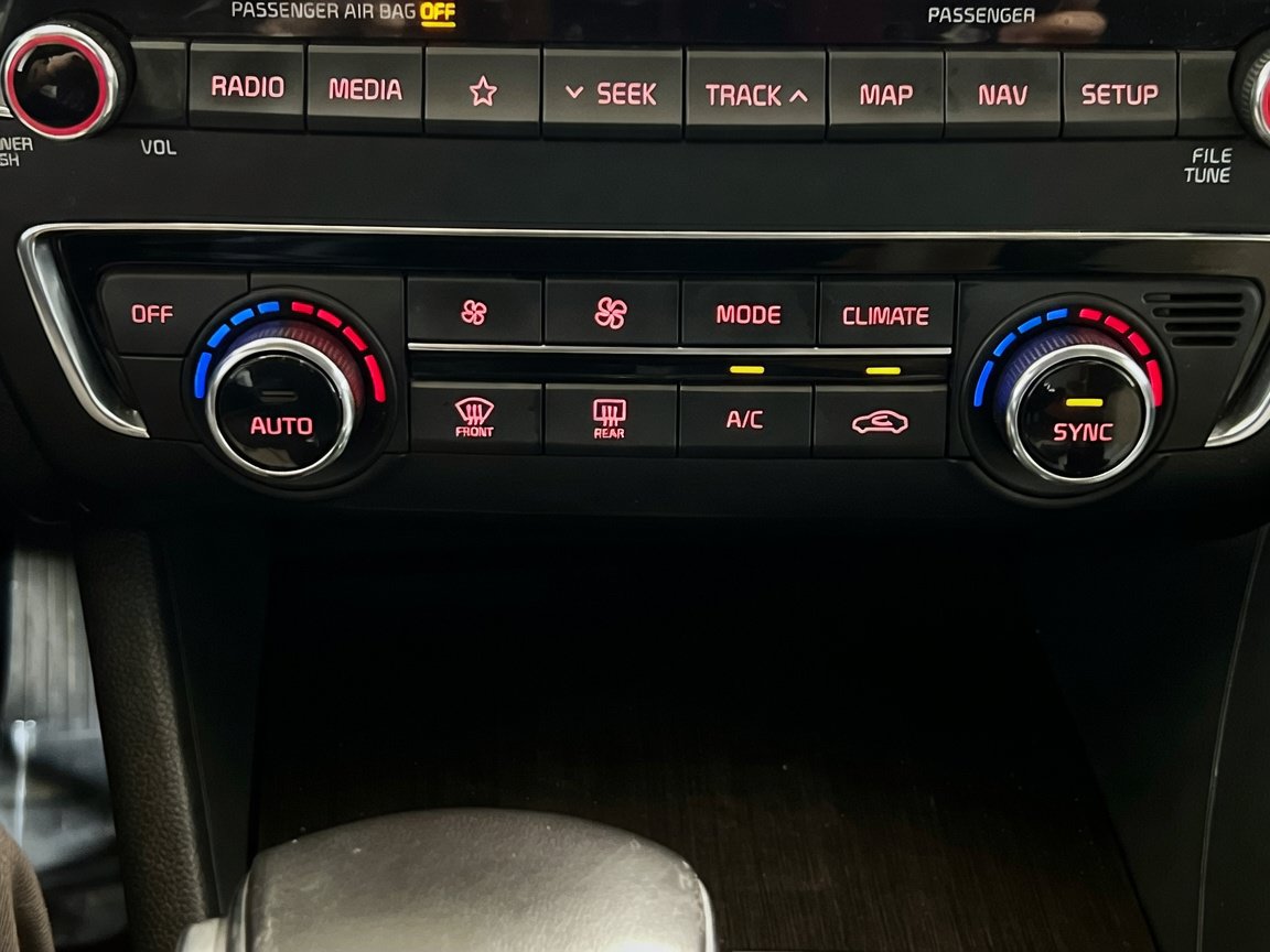 Used 2019 Kia Optima EX w/ EX Premium Package FWD image 12