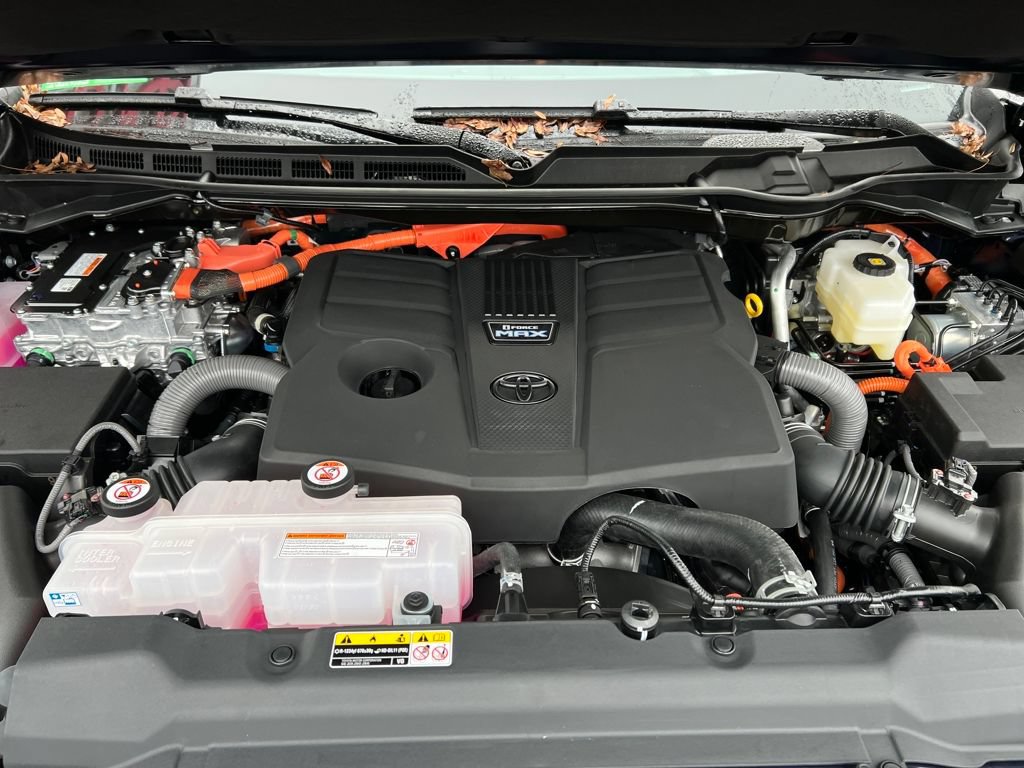 New 2026 Toyota Tundra Platinum image 9
