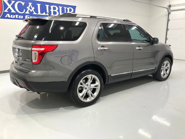 Used 2014 Ford Explorer Limited w/ Equipment Group 301A AWD/4WD image 17