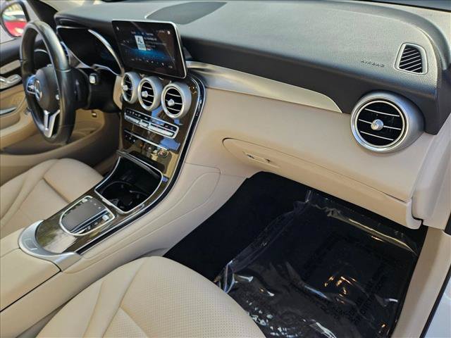Used 2022 Mercedes-Benz GLC 300 image 20