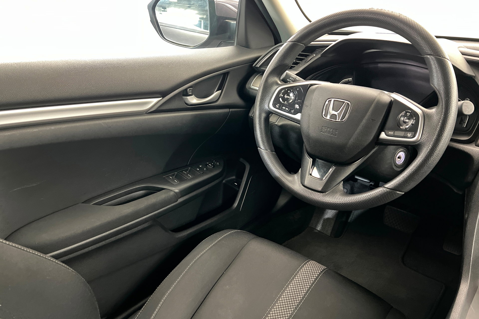 Used 2019 Honda Civic LX image 11