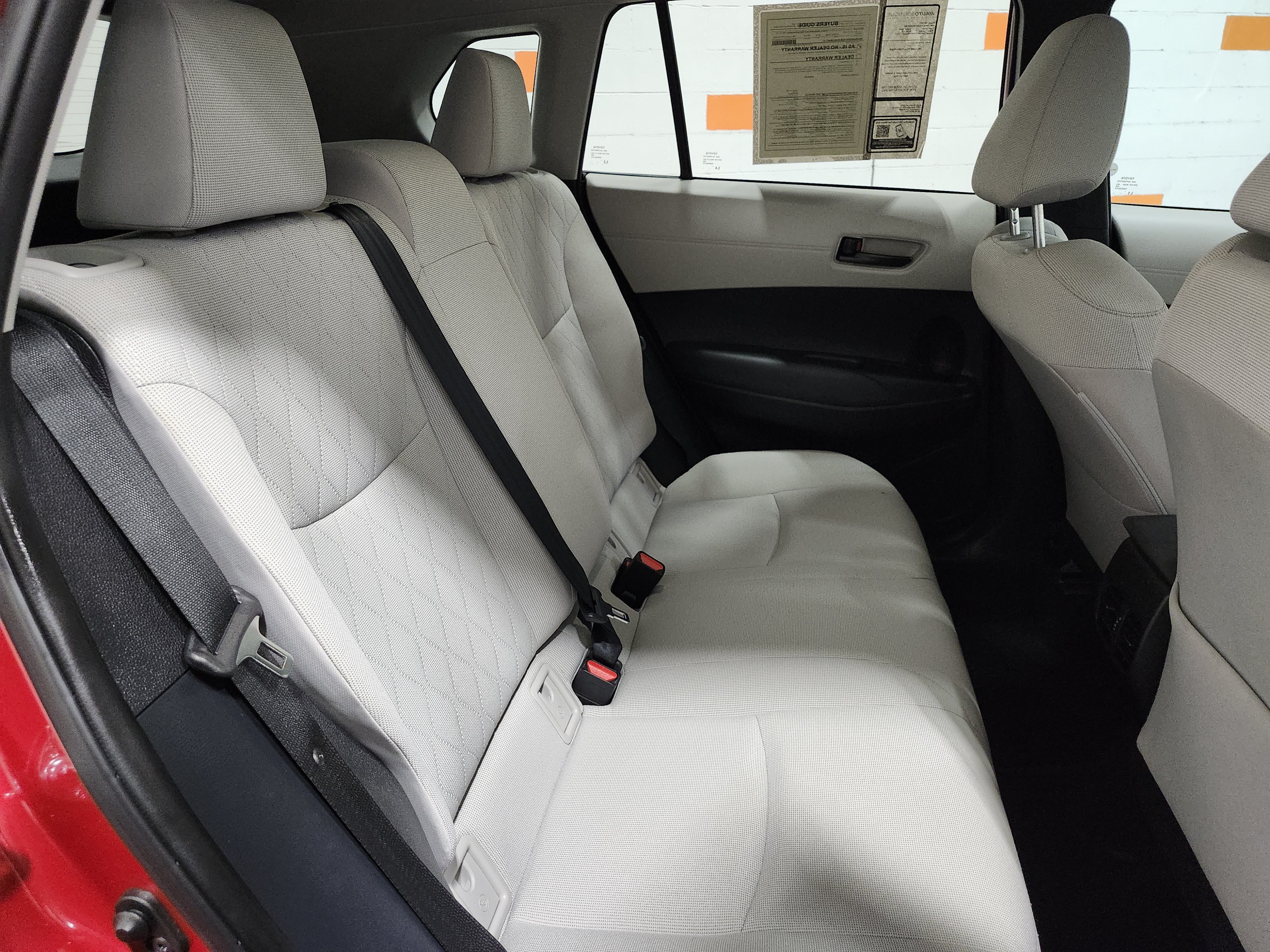 Used 2022 Toyota Corolla Cross LE FWD image 17