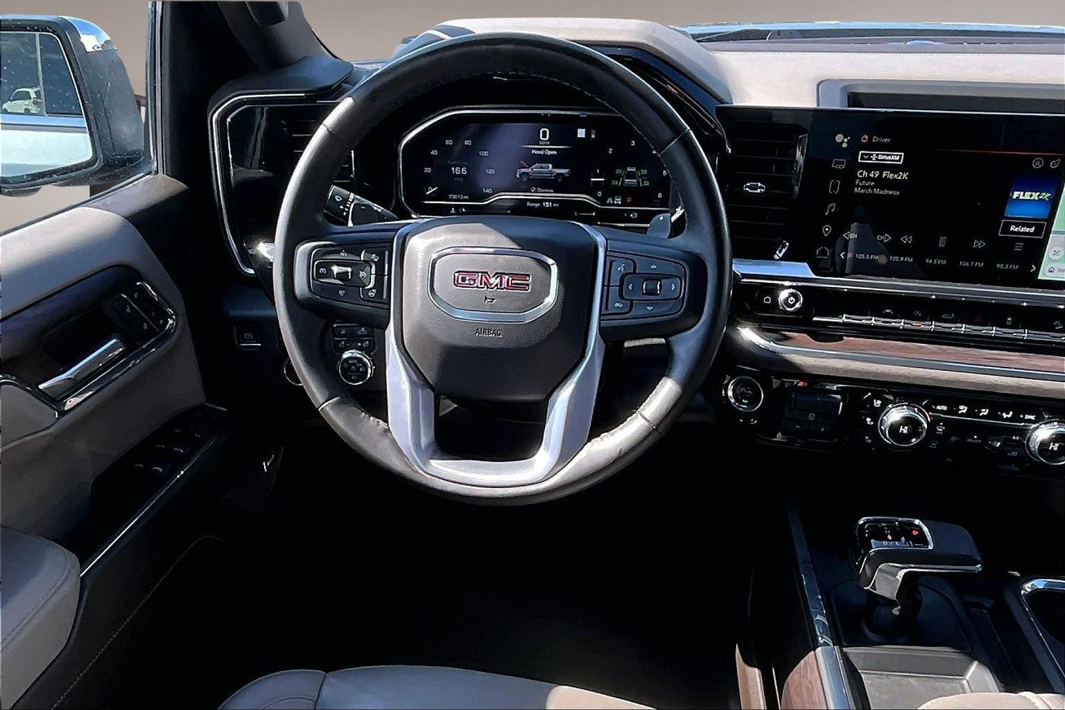 Used 2023 GMC Sierra 1500 SLT image 9