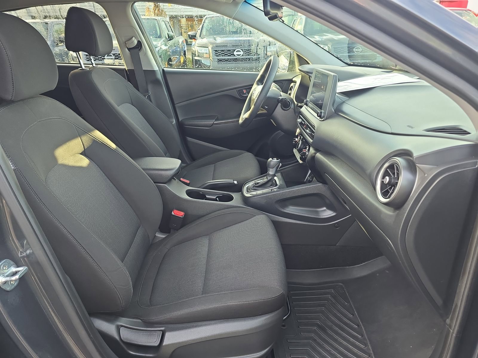 Used 2022 Hyundai Kona SEL image 28