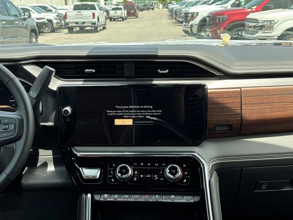 New 2026 GMC Sierra 3500 Denali Ultimate AWD/4WD image 23