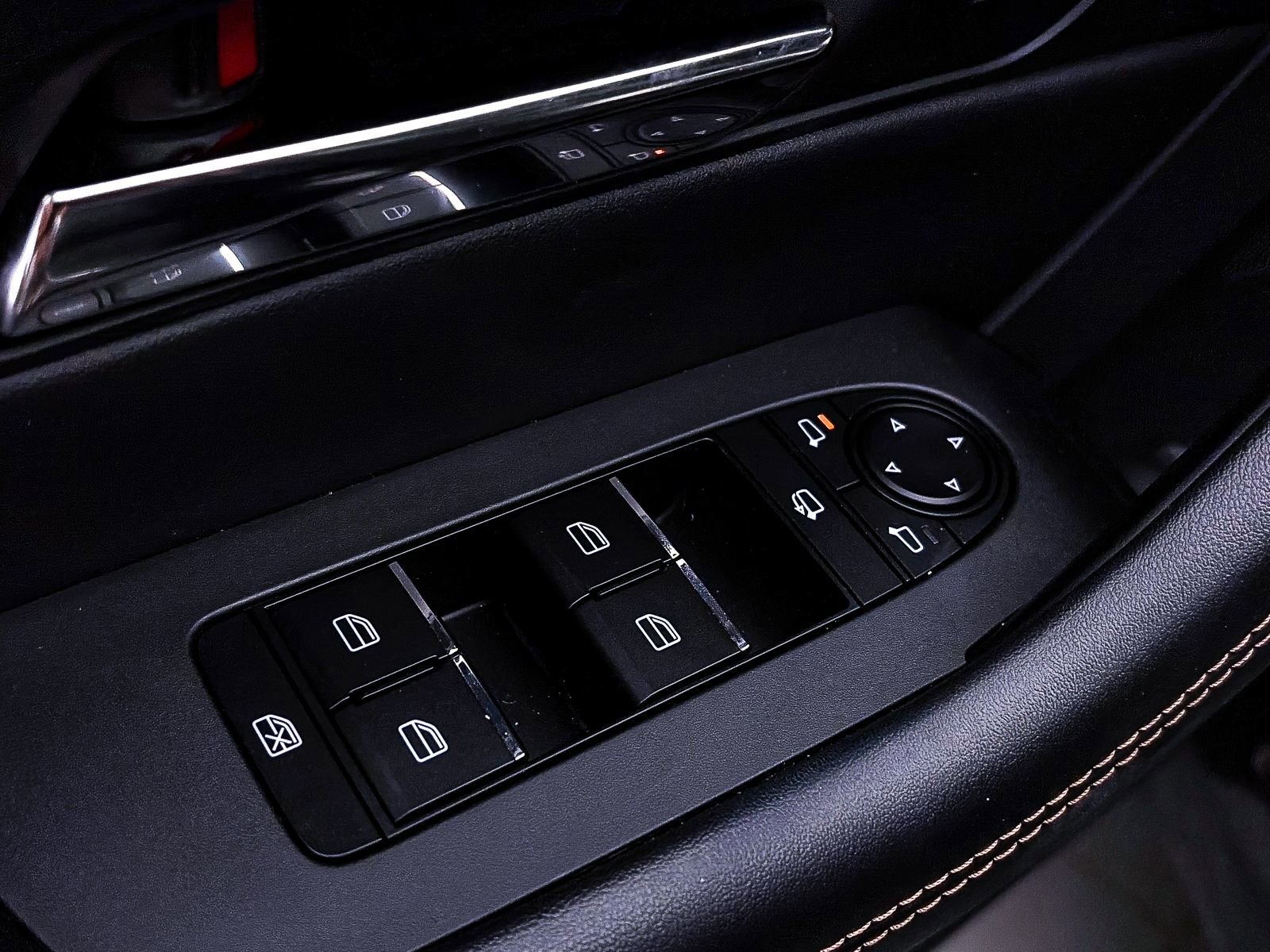 Used 2025 MAZDA CX-90 Plug-In Hybrid w/ Premium Plus image 17