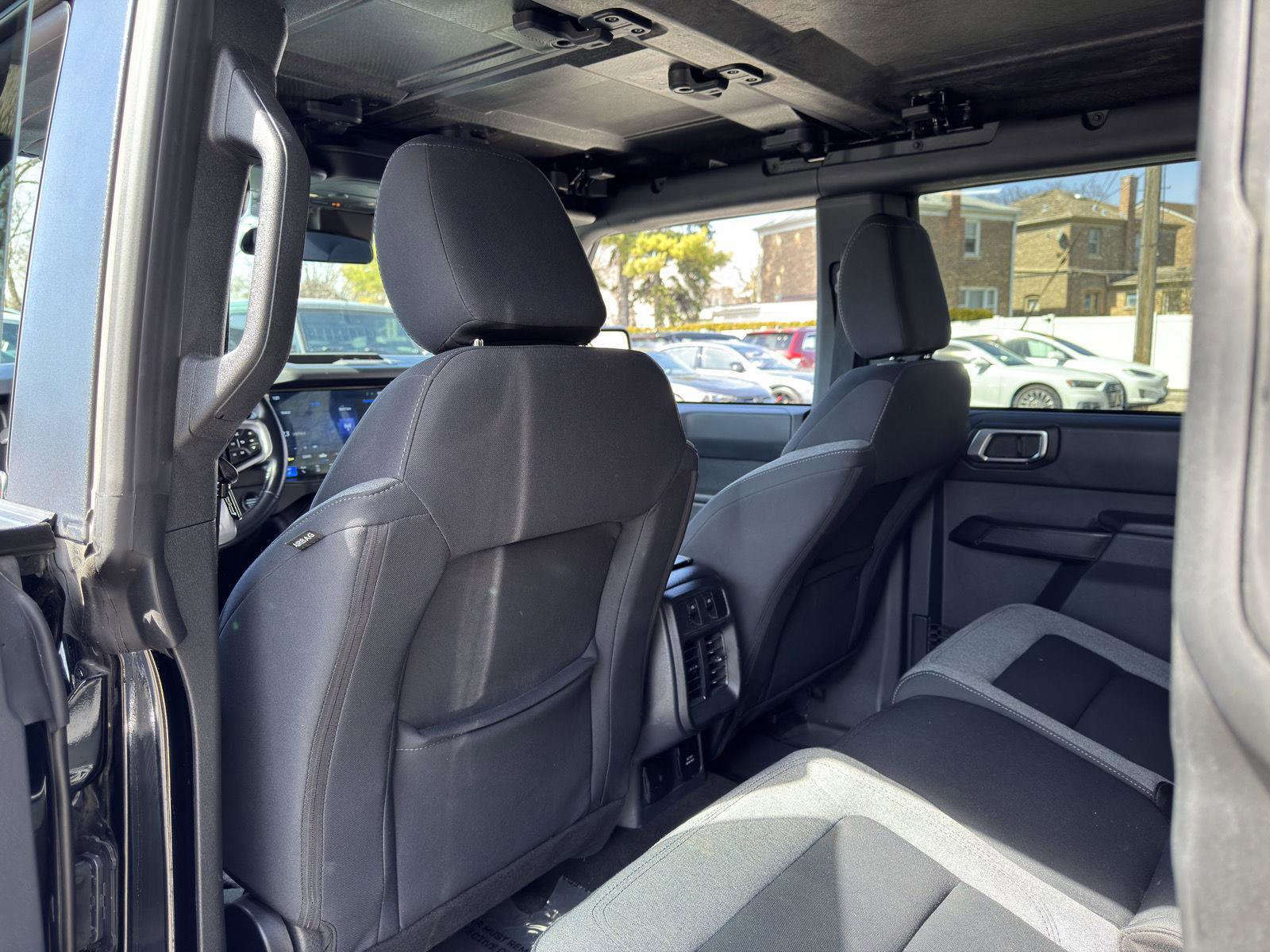 Used 2025 Ford Bronco Big Bend image 32