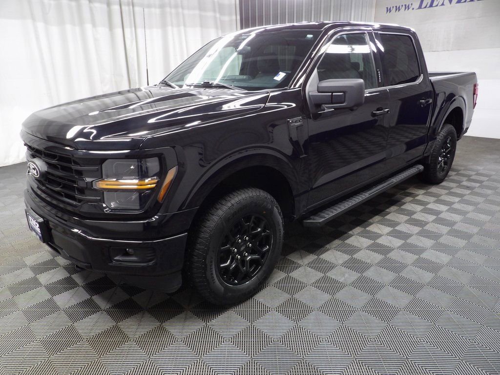 Used 2024 Ford F150 XLT w/ XLT Black Appearance Package image 6
