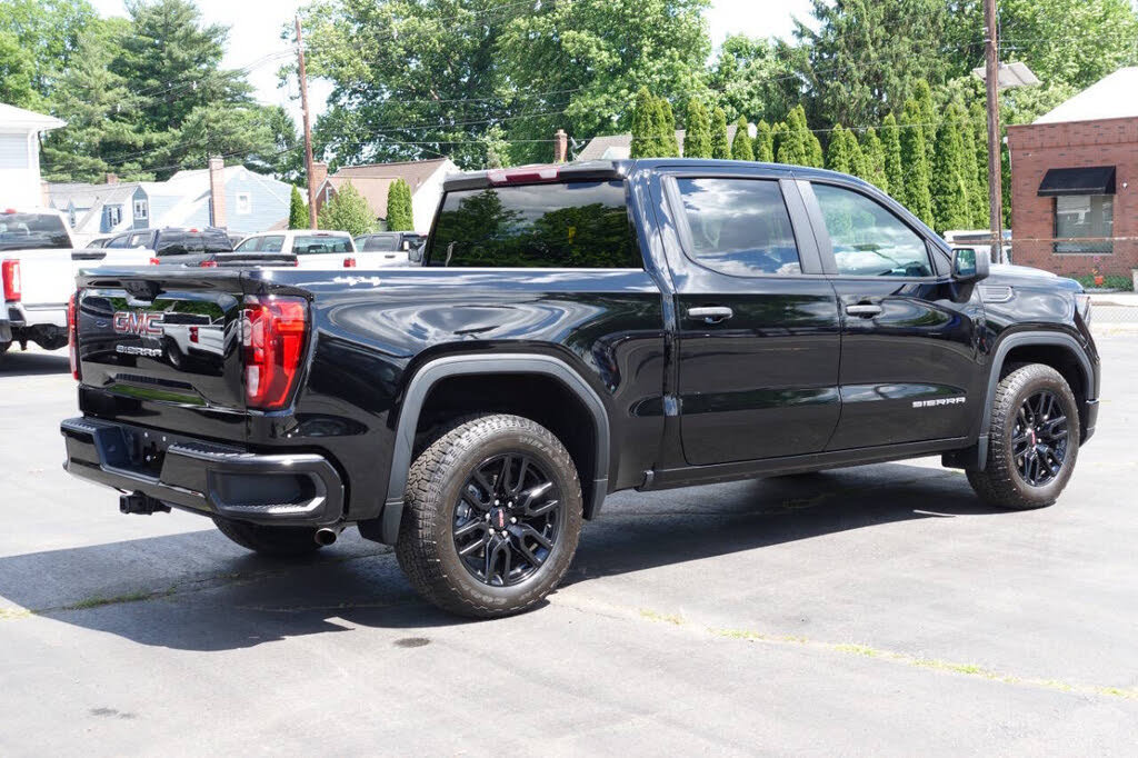 Used 2023 GMC Sierra 1500 Pro w/ Graphite Edition AWD/4WD image 4