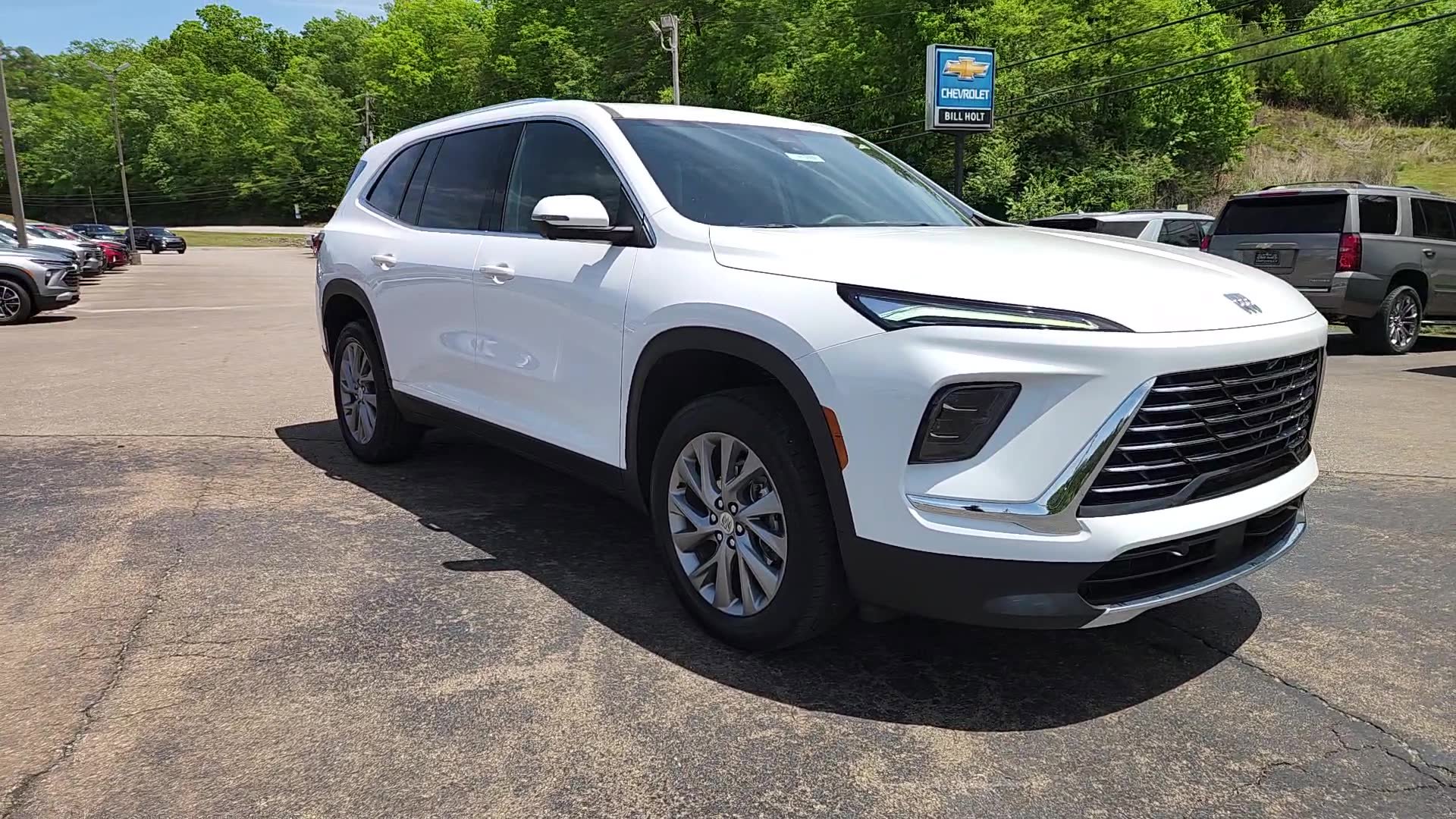 Used 2025 Buick Enclave Preferred FWD image 13